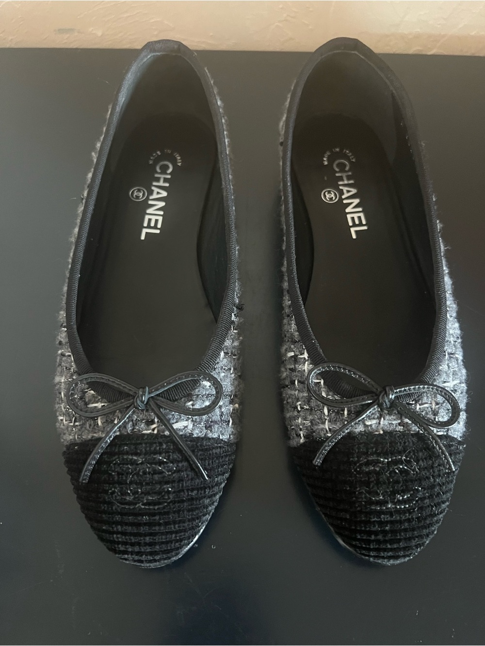 CHANEL Black and Gray Tweed Cap-Toe Ballet Flats, size 39